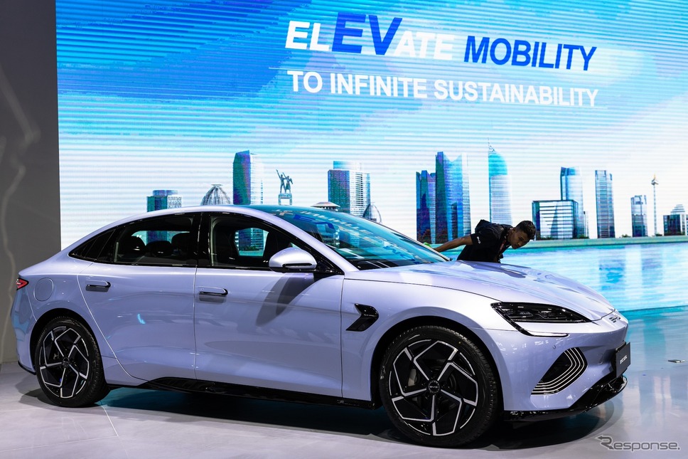 EV:BYDシール(インドネシアモーターショー2024)《Photo by Garry Andrew Lotulung/Anadolu/ゲッティイメージズ》