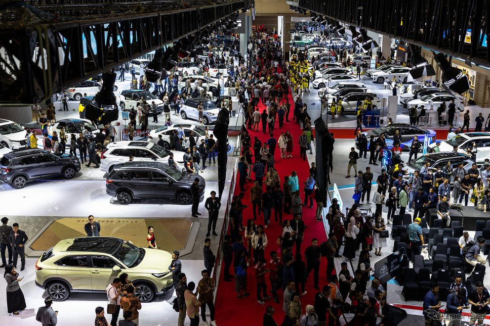 インドネシアモーターショー2024《Photo by Garry Andrew Lotulung/Anadolu/ゲッティイメージズ》