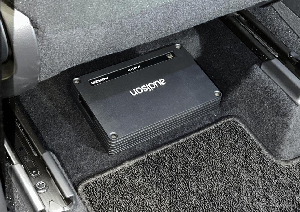 「パワーアンプ内蔵DSP」を積んだ「サウンドカーペンター」のデモカー。Photo by サウンドカーペンター
