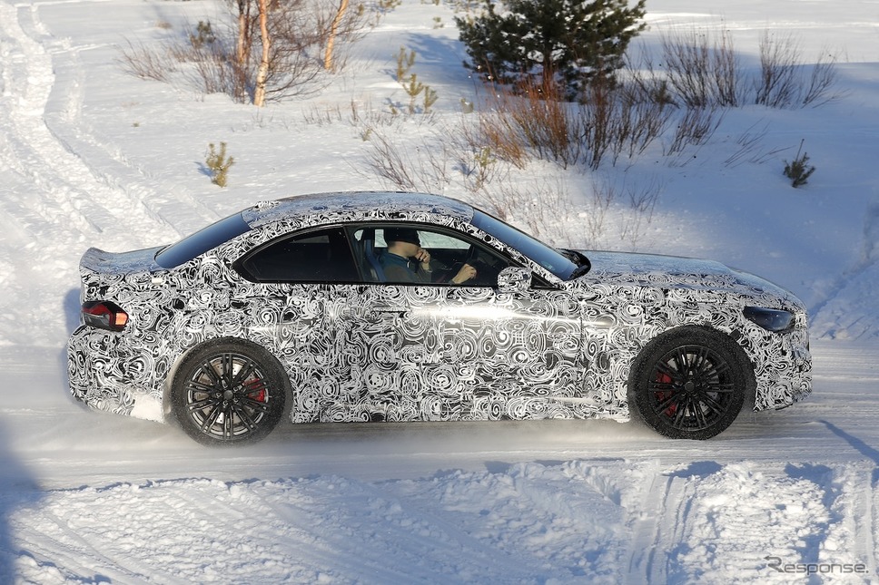 BMW M2 CS プロトタイプ(スクープ写真)《APOLLO NEWS SERVICE》