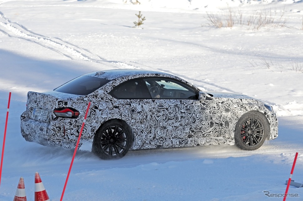 BMW M2 CS プロトタイプ(スクープ写真)《APOLLO NEWS SERVICE》