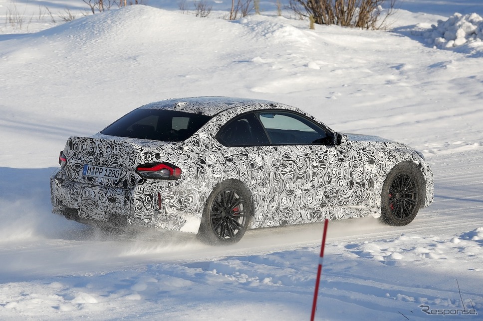 BMW M2 CS プロトタイプ(スクープ写真)《APOLLO NEWS SERVICE》