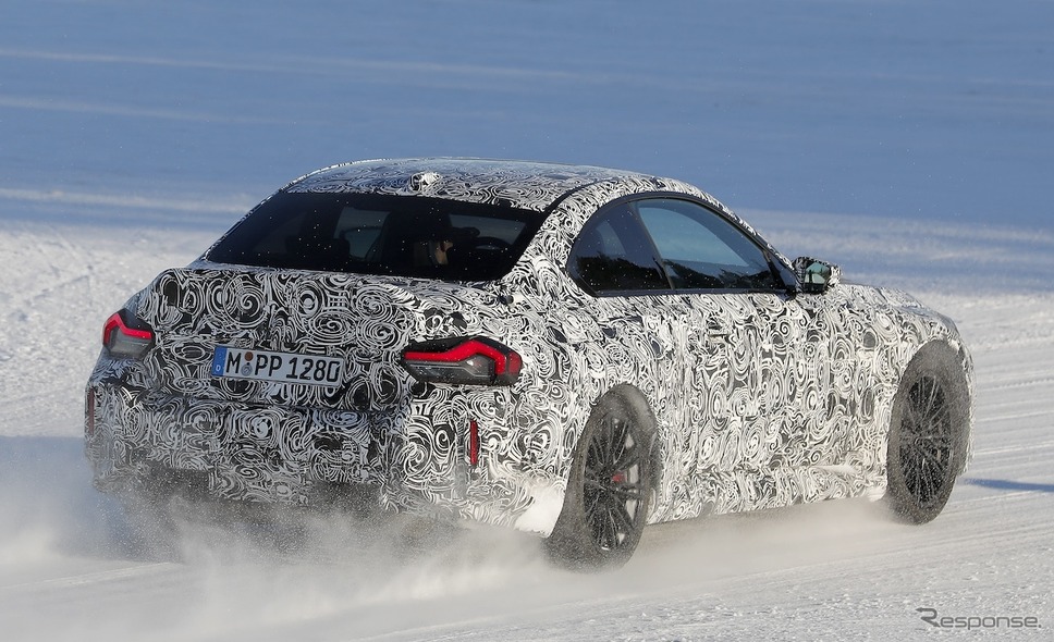 BMW M2 CS プロトタイプ(スクープ写真)《APOLLO NEWS SERVICE》