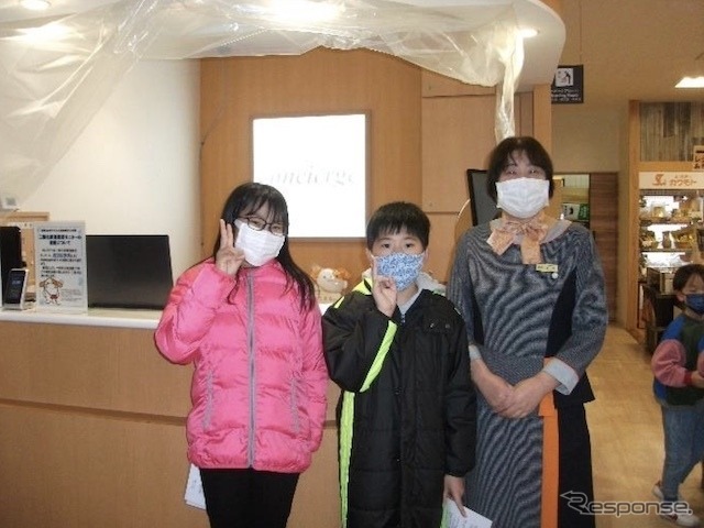 コンシェルジュアナウンス体験の様子《写真提供 近江鉄道》