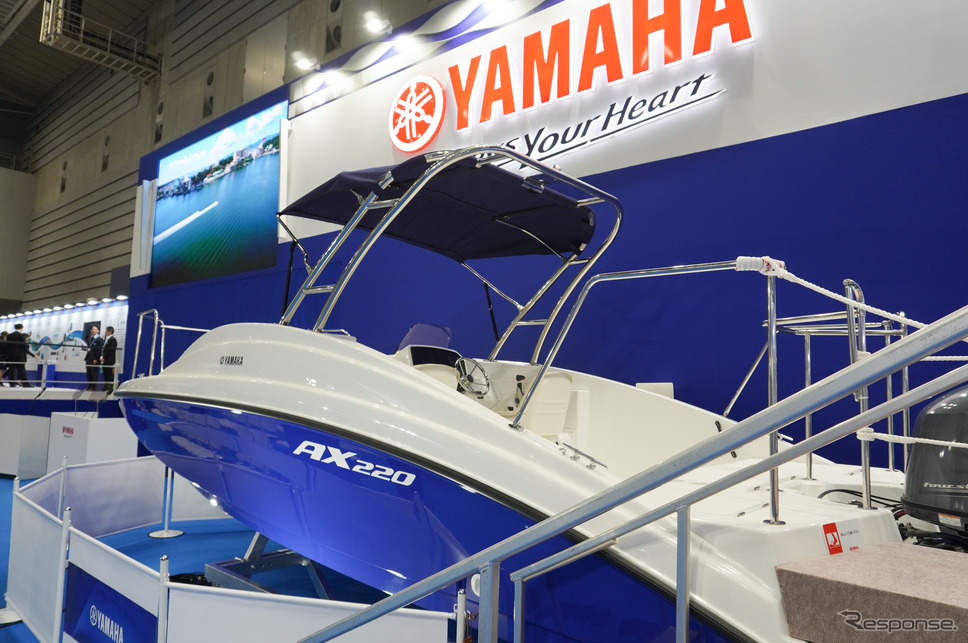 ヤマハ AX220（ジャパン・インターナショナルボートショー2024）《写真撮影 宮崎壮人》