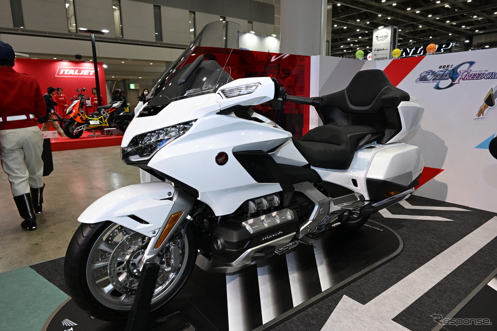 映画『機動戦士ガンダムSEED FREEDOM』に登場したホンダ ゴールドウイング(東京モーターサイクルショー2024)《写真撮影 安藤貴史》