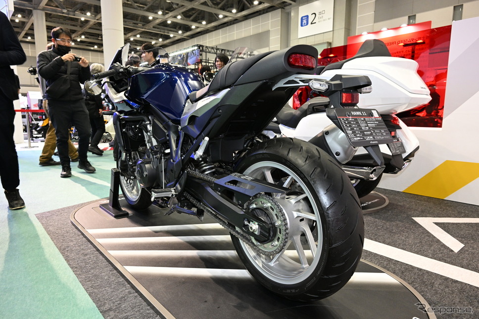 映画『機動戦士ガンダムSEED FREEDOM』に登場したホンダ ホーク11(東京モーターサイクルショー2024)《写真撮影 安藤貴史》