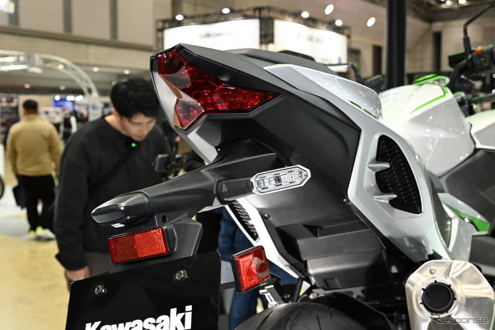カワサキ Z7 Hybrid（東京モーターサイクルショー2024）《写真撮影 安藤貴史》