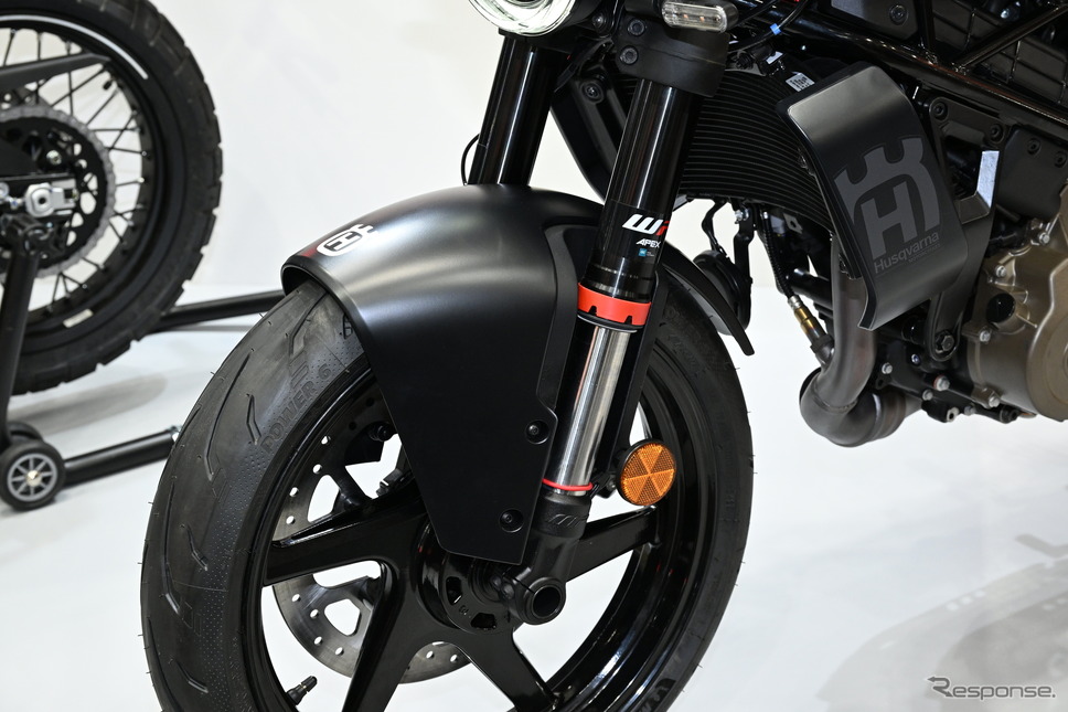 ハスクバーナ ヴィットピレン401(東京モーターサイクルショー2024)《写真撮影 安藤貴史》