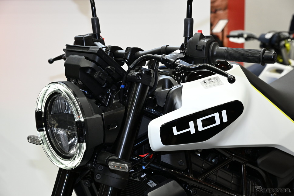 ハスクバーナ ヴィットピレン401(東京モーターサイクルショー2024)《写真撮影 安藤貴史》