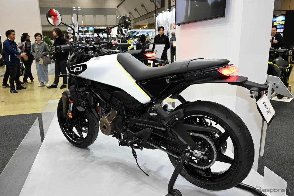 ハスクバーナ ヴィットピレン401(東京モーターサイクルショー2024)《写真撮影 安藤貴史》