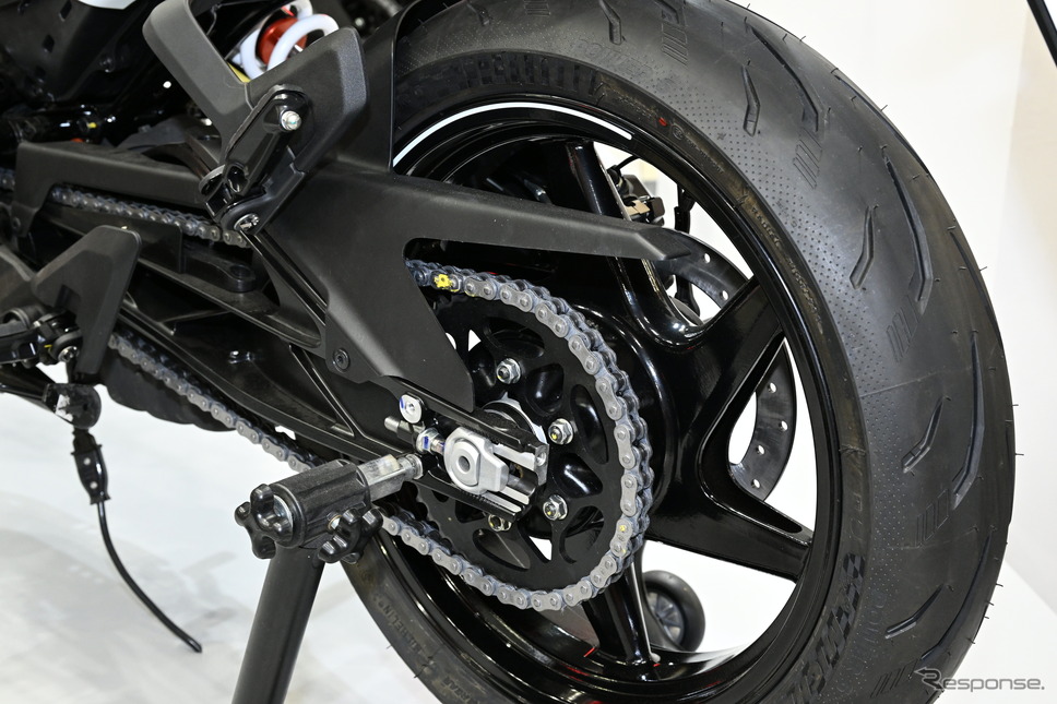 ハスクバーナ ヴィットピレン401(東京モーターサイクルショー2024)《写真撮影 安藤貴史》