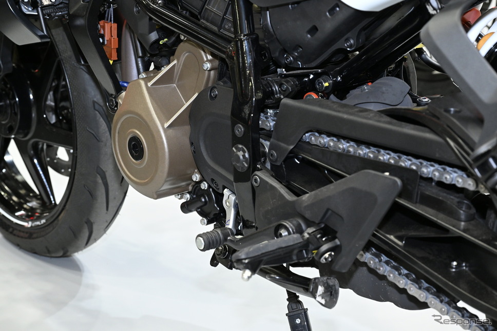 ハスクバーナ ヴィットピレン401(東京モーターサイクルショー2024)《写真撮影 安藤貴史》
