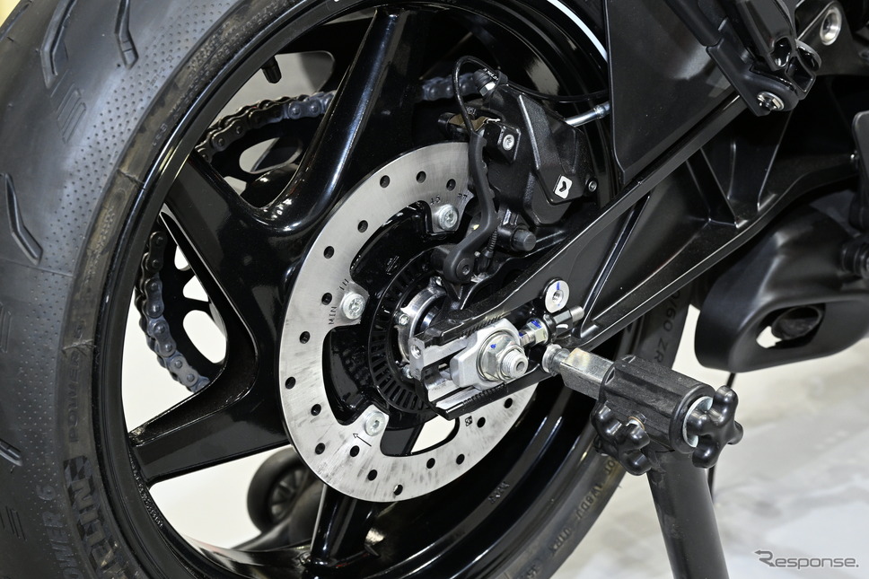 ハスクバーナ ヴィットピレン401(東京モーターサイクルショー2024)《写真撮影 安藤貴史》