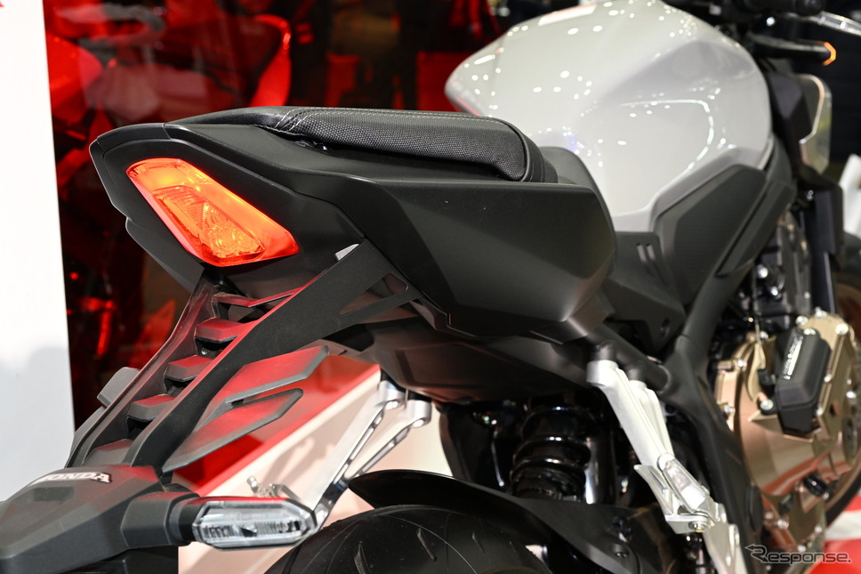 「Eクラッチ」を搭載するホンダ CB650R(東京モーターサイクルショー2024)《写真撮影 安藤貴史》