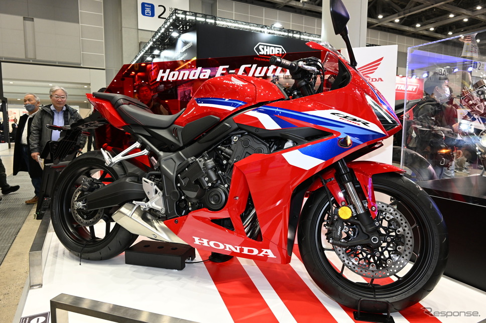 「Eクラッチ」を搭載するホンダ CBR650R(東京モーターサイクルショー2024)《写真撮影 安藤貴史》