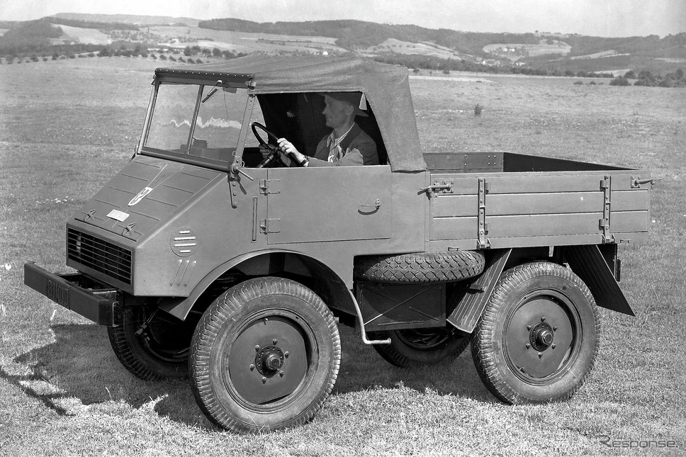 最初の量産ウニモグ（U70200）《photo by Daimler Truck》