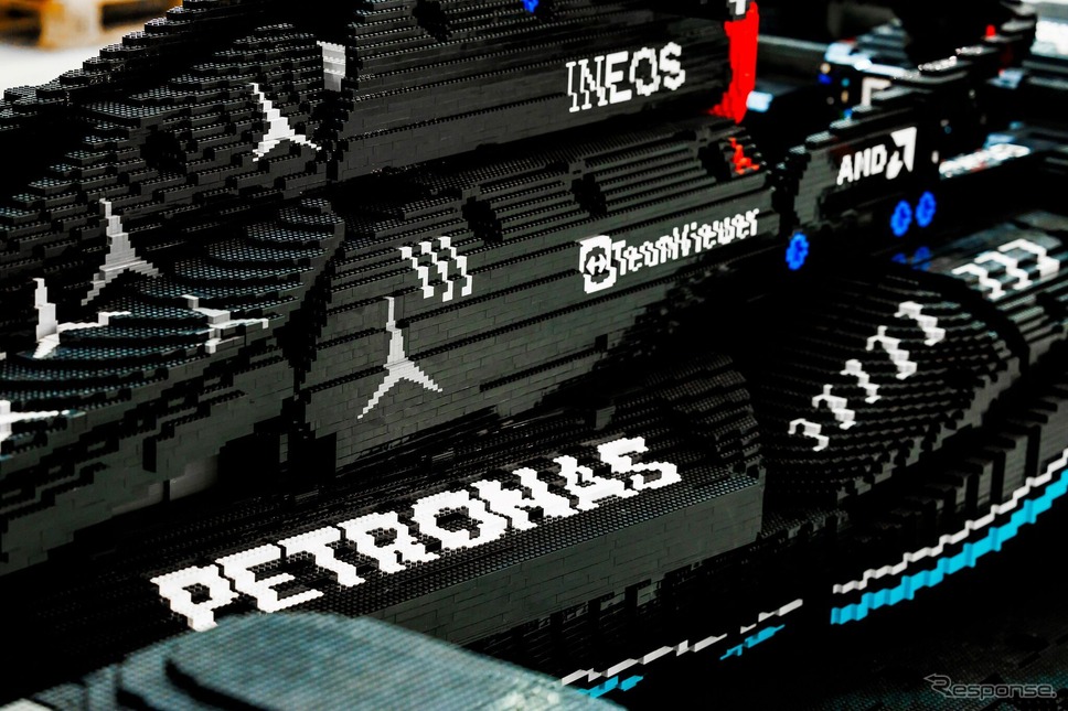 レゴテクニック Mercedes-AMG F1 W14 E Performance　- Manufactured under license from Mercedes-Benz Grand Prix Limited. "AMG" and "Three Pointed Star in aRing" are trademarks of Mercedes-Benz Group AG. All other logos featured on the Licensed Product are usedwith t