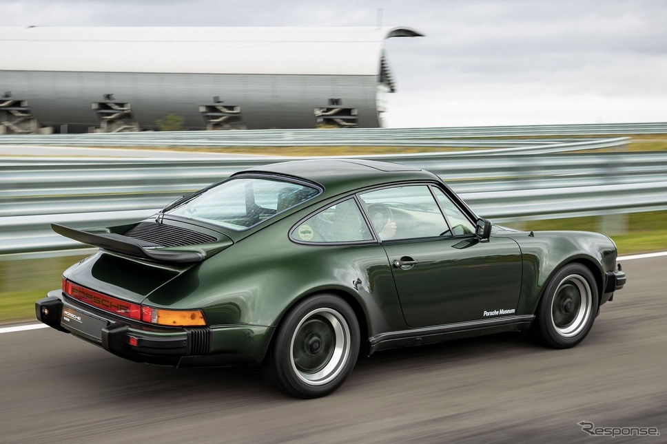 911ターボ(930、1974年)《photo by Porsche》