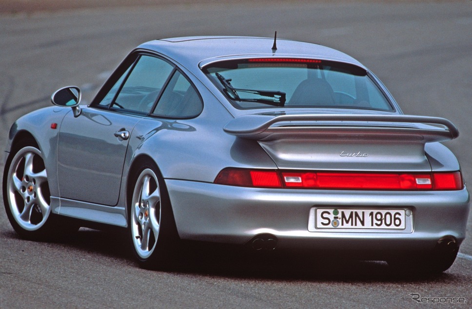 911ターボS（993、1998年。レトロクラシックス2024出展予定）《photo by Porsche》