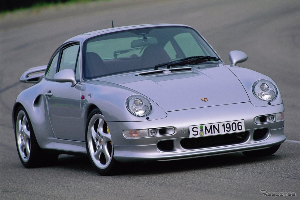 911ターボS(993、1998年。レトロクラシックス2024出展予定)《photo by Porsche》