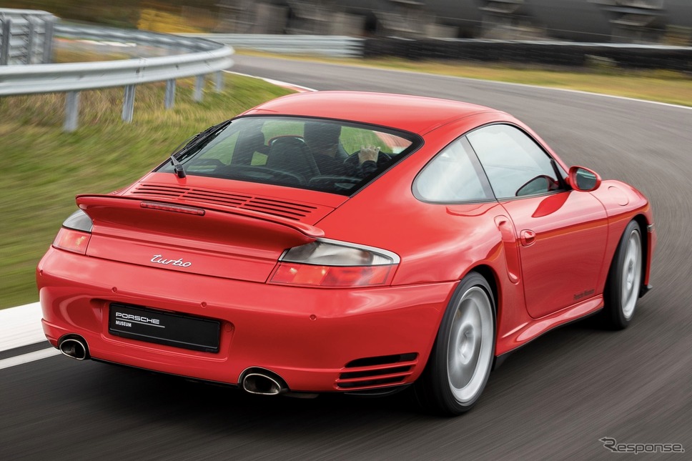 ポルシェが「911ターボ」50周年を祝う…No. 1は特注の誕生日