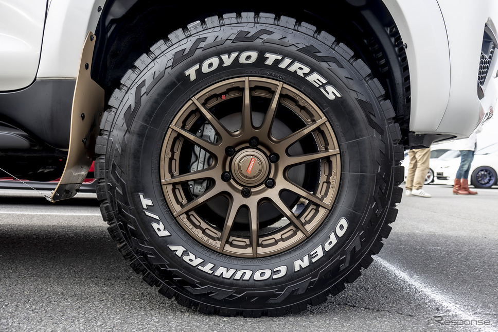 トヨタ プラド×グラムライツ57XR-X　285/70R17《写真撮影　山内潤也》