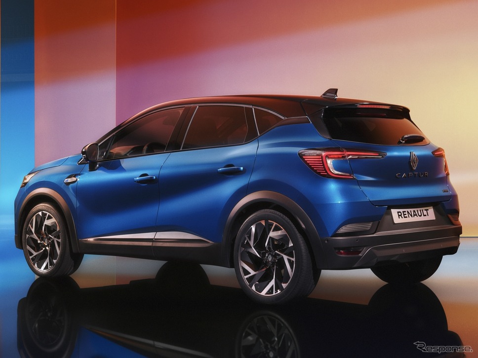 ルノー・キャプチャー新型(E-テック・エスプリ・アヌピーヌ)《photo by Renault》