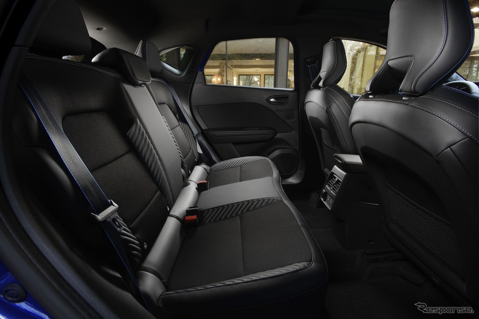 ルノー・キャプチャー新型(E-テック・エスプリ・アヌピーヌ)《photo by Renault》