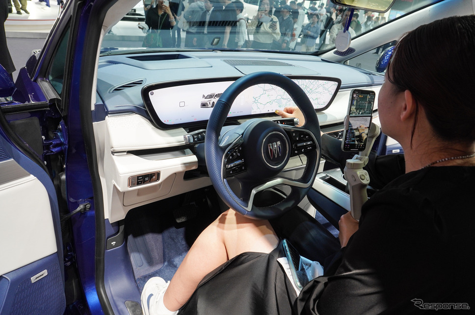 ビュイック GL8 陸尊 PHEV(北京モーターショー2024)《写真撮影 宮崎壮人》