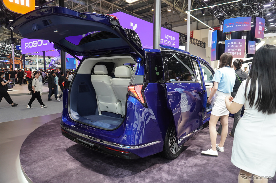 ビュイック GL8 陸尊 PHEV(北京モーターショー2024)《写真撮影 宮崎壮人》