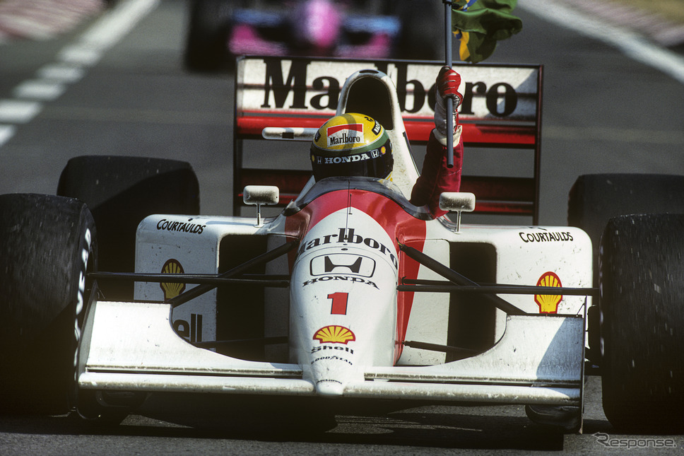 1992年F1ハンガリーGP、マクラーレン・ホンダ MP4/7A、セナ#1《Photo by Paul-Henri Cahier/Hulton Archive/ゲッティイメージズ》