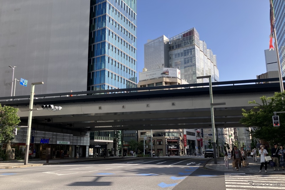 GINZA SKY WALK 2024:KK線、京橋《写真撮影 高木啓》
