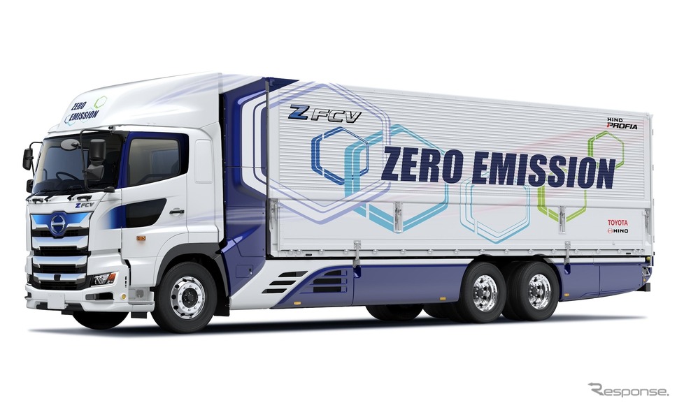 日野プロフィアZ FCV《写真提供 日野自動車》