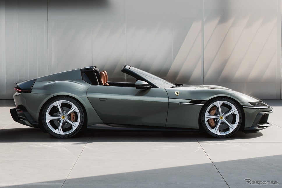 フェラーリ V12チリンドリ・スパイダー《photo by Ferrari》