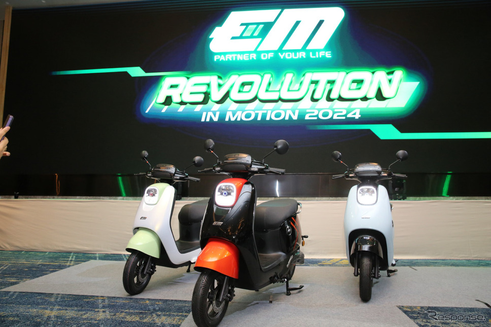 EMモーターの新型電動スクーター『QAREZ』《photo by EM Motor》