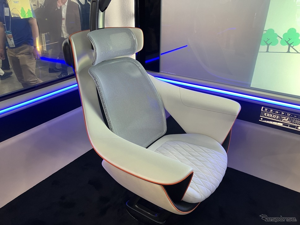 東レ（人とくるまのテクノロジー展 2024 YOKOHAMA）《写真撮影 高木啓》