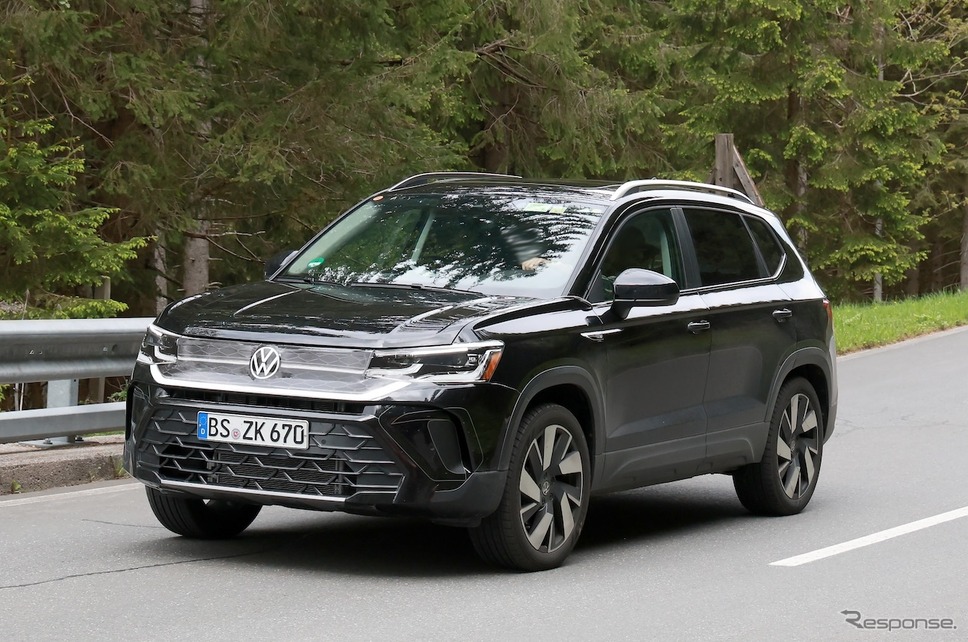 VW タオス 改良新型プロトタイプ(スクープ写真)《APOLLO NEWS SERVICE》