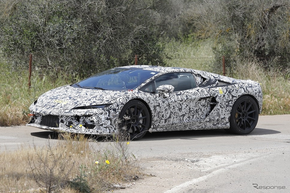 ランボルギーニ ウラカン後継モデルのプロトタイプ(スクープ写真)《APOLLO NEWS SERVICE》