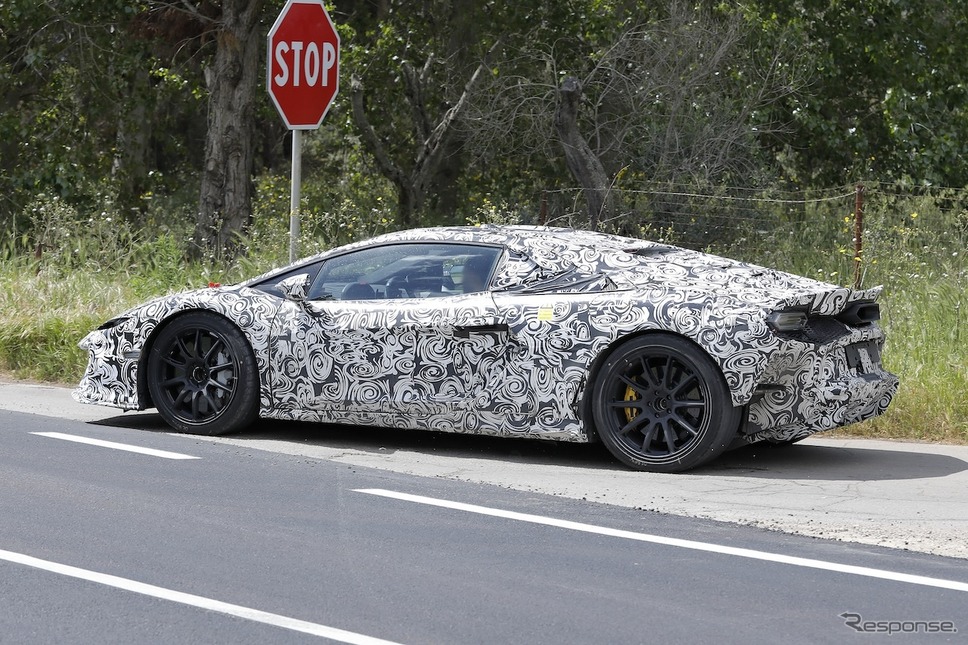 ランボルギーニ ウラカン後継モデルのプロトタイプ(スクープ写真)《APOLLO NEWS SERVICE》