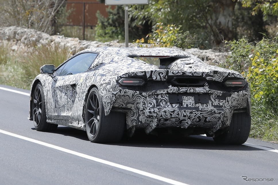 ランボルギーニ ウラカン後継モデルのプロトタイプ(スクープ写真)《APOLLO NEWS SERVICE》