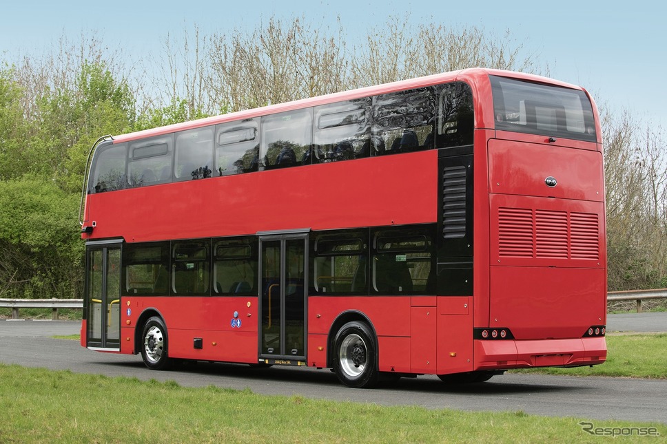 BYDの新型電動2階建てバス『BD11』《photo by BYD》