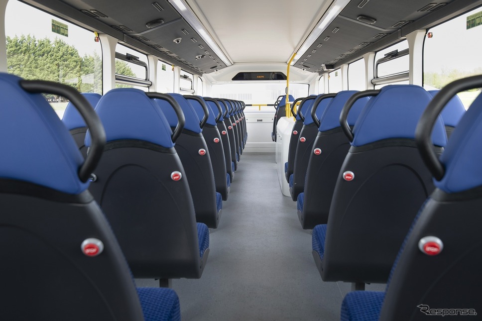 BYDの新型電動2階建てバス『BD11』《photo by BYD》