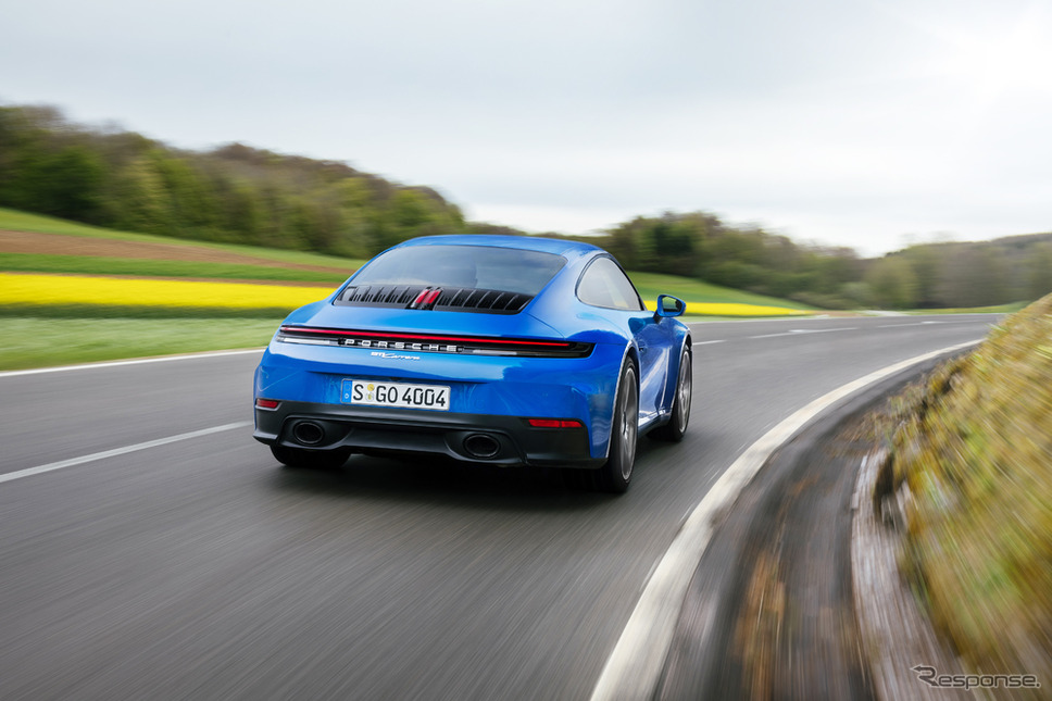 911カレラ《写真提供 ポルシェジャパン》