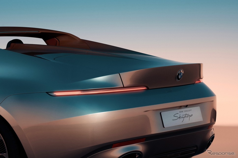 BMW コンセプト・スカイトップ《photo by BMW》