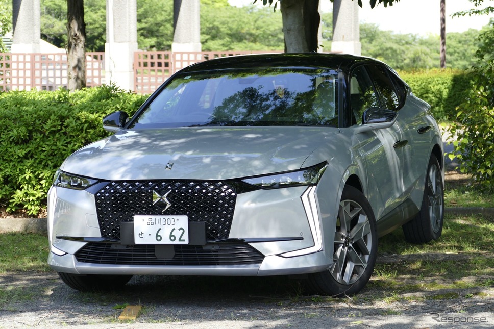DS 4 ESPRIT DE VOYAGE E-TENSE《写真撮影 島崎七生人》