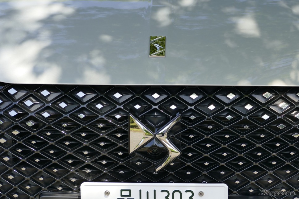 DS 4 ESPRIT DE VOYAGE E-TENSE《写真撮影 島崎七生人》
