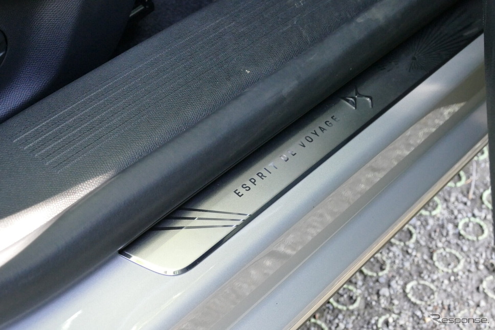 DS 4 ESPRIT DE VOYAGE E-TENSE《写真撮影 島崎七生人》