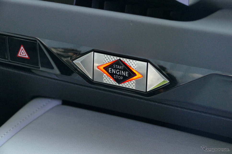 DS 4 ESPRIT DE VOYAGE E-TENSE《写真撮影 島崎七生人》