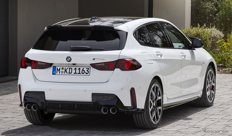 BMW 1シリーズ 新型の「M135 xDrive」《photo by BMW》